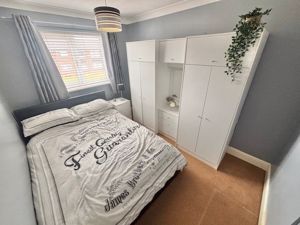 Bedroom- click for photo gallery
